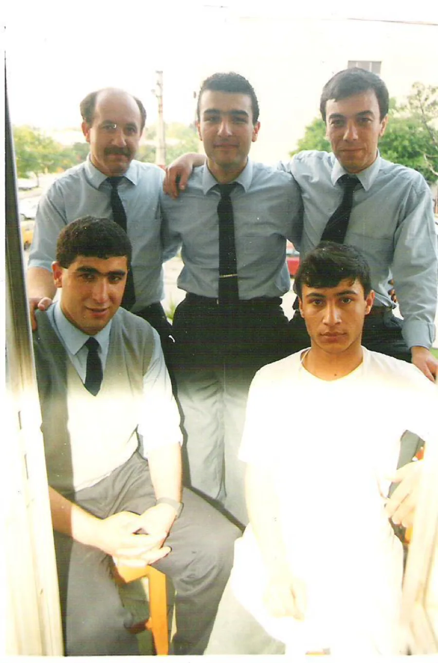 Doyum ekibi, kravatlı yıllar